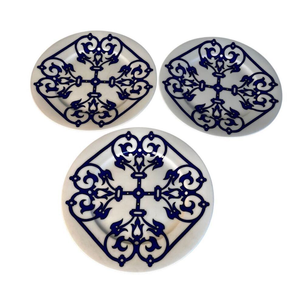 Portfolio OtO Blue And White Scroll Pattern 8 Inch Plates - Lot of 3